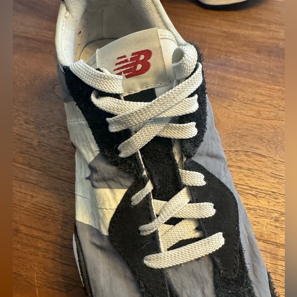 Like New New Balance 327 Sneakers - Picture 10 of 12